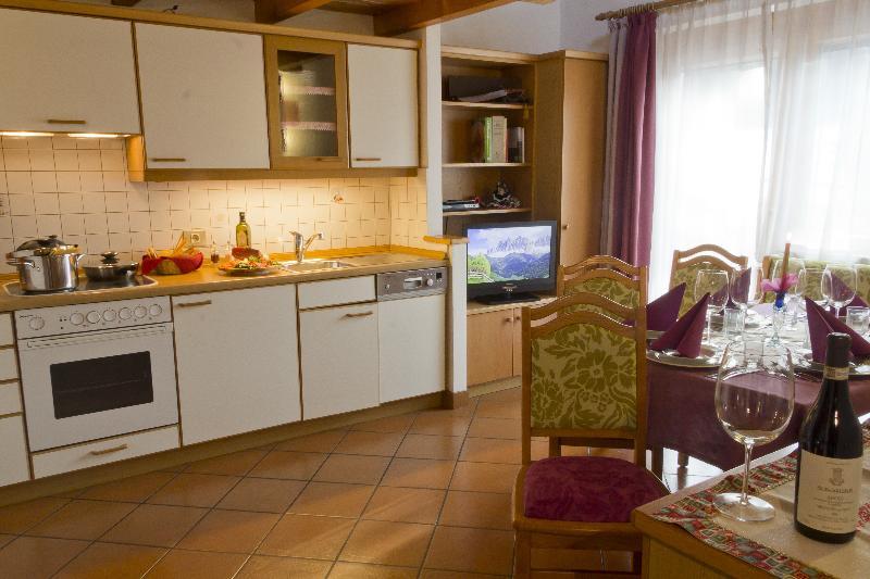 Residence Villa Artic Campitello di Fassa Exteriör bild