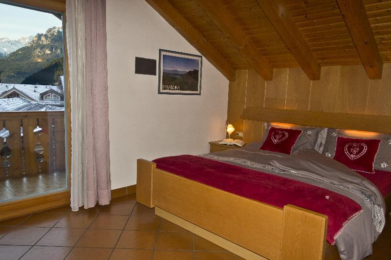 Residence Villa Artic Campitello di Fassa Exteriör bild