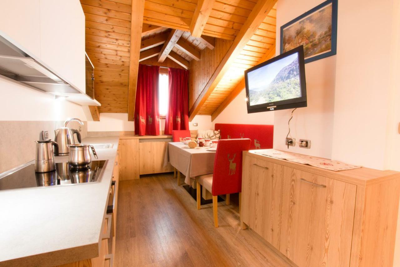 Residence Villa Artic Campitello di Fassa Exteriör bild
